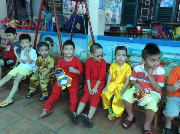 Tự kỷ – nguyên nhân và triệu chứng